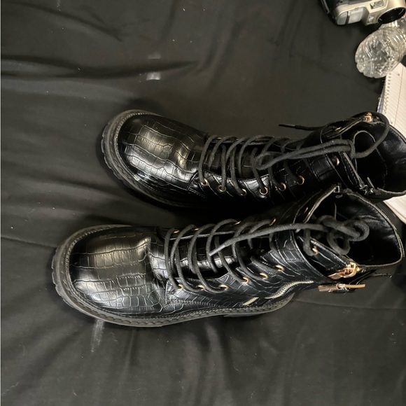 Nordstrom Rack Size 6 Black Croco Brand New Zip Up Women’s Heeled Runner Boots - Picture 9 of 16